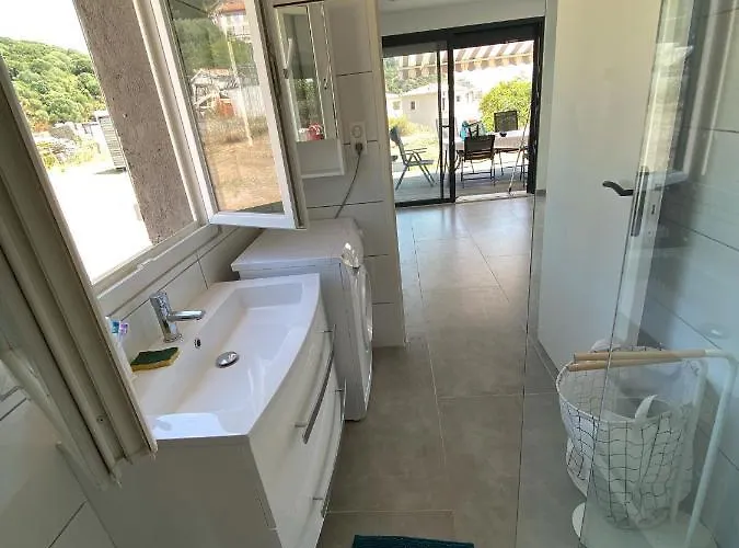 Maison Proche Ajaccio Au Coeur Du Village